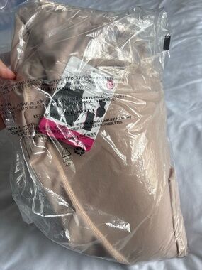 Curve Necessities Nude Curve Enhancing Padded Hip and Waist Slimmer,XS